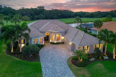 816 Whooping Crane Ct, Bradenton, FL 34212