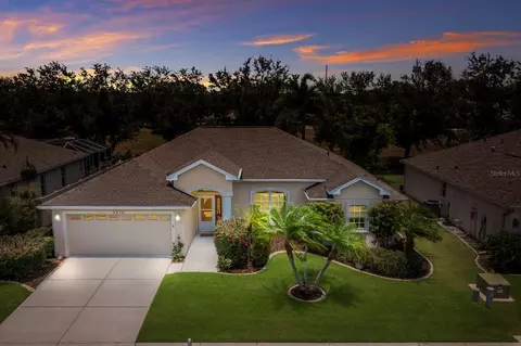 3015 45th Ave E, Bradenton, FL 34203