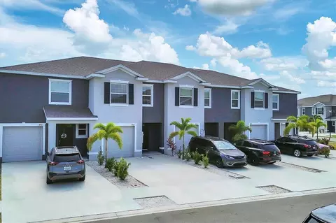 8927 Milestone Dr, Sarasota, FL 34238 photo 1