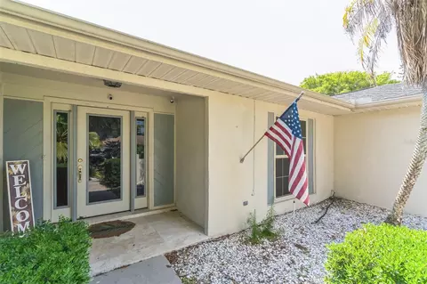 836 Alderwood Way, Sarasota, FL 34243
