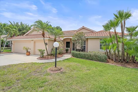 5608 Oak Grove Ct, Sarasota, FL 34233