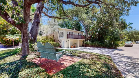 1600 Wewa Dr, Sarasota, FL 34239
