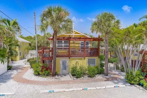 110 Oak Ave #A, Anna Maria, FL 34216