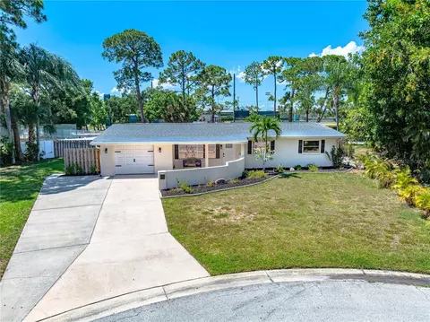 2705 Bruce Ln, Sarasota, FL 34237