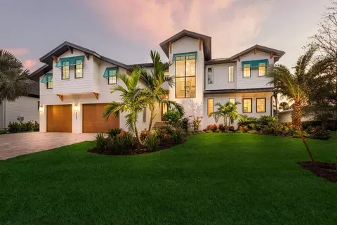 4544 Woodside Rd, Sarasota, FL 34242