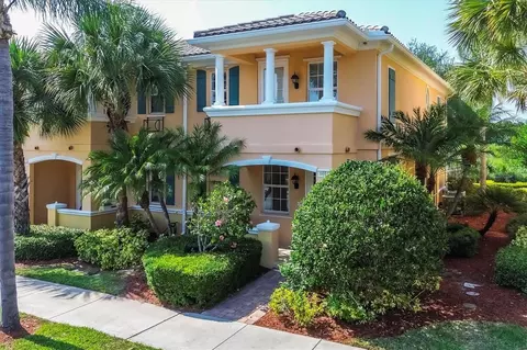 6014 Madrano Dr, Sarasota, FL 34232