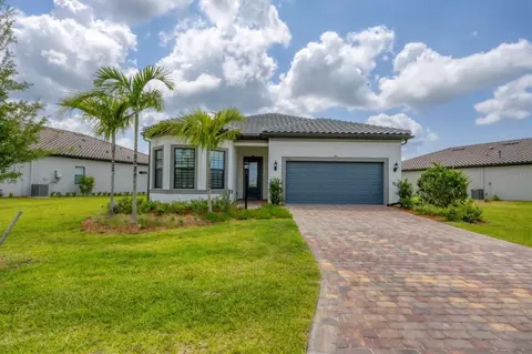 7503 Summerland Cv, Bradenton, FL 34202