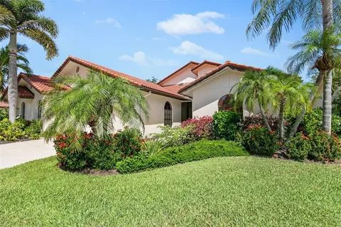 4663 Las Brisas Ln, Sarasota, FL 34238