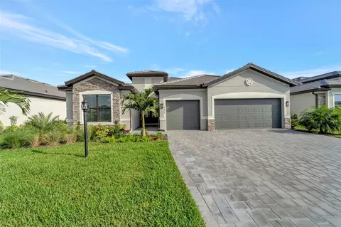 4976 Seafoam Trl, Bradenton, FL 34211
