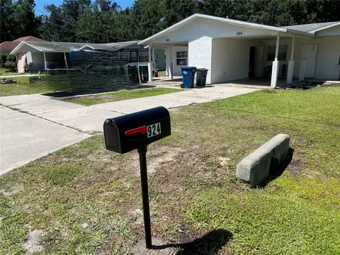 922924 Hagle Park Rd, Bradenton, FL 34212