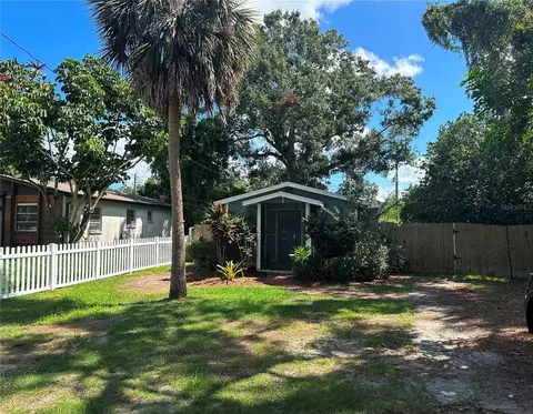 4025 Iola Dr, Sarasota, FL 34231