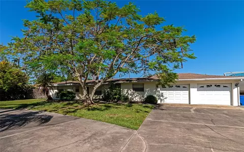 329 Shore Dr, Ellenton, FL 34222