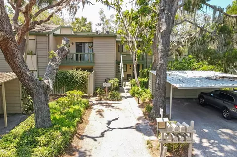 1532 Pelican Point Dr #140, Sarasota, FL 34231