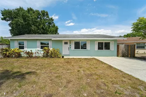111 67th St E, Bradenton, FL 34208