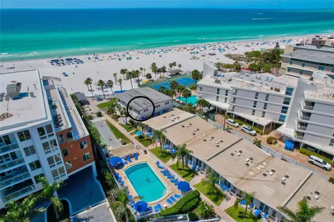 1129 Seaside Dr #40, Sarasota, FL 34242