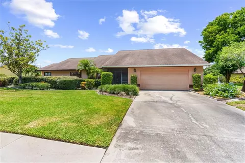 8315 Turnberry Cir, Sarasota, FL 34241
