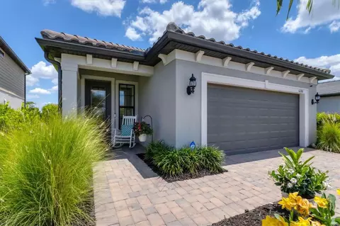 6286 Crested Eagle Ln, Nokomis, FL 34275