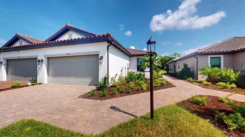 6175 Mesa Gln, Bradenton, FL 34203
