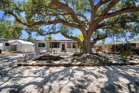 2210 25th Ave W, Bradenton, FL 34205