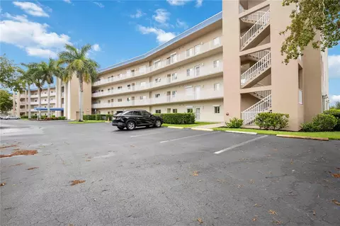 14931 Park Lake Dr #PH12, Fort Myers, FL 33919