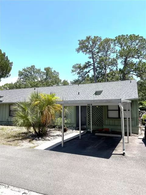 5018 Barrington Cir #2202, Sarasota, FL 34234