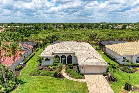 4541 Chase Oaks Dr, Sarasota, FL 34241