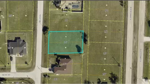 819 NW 24th Pl, Cape Coral, FL 33993