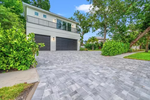 2171 Mcclellan Pkwy, Sarasota, FL 34239