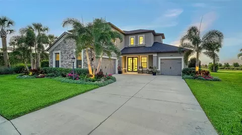 8236 Summer Night Rd, Sarasota, FL 34241