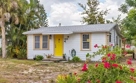 1808 Mova St, Sarasota, FL 34231