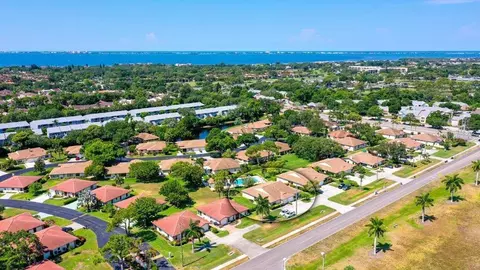 3206 60th Ave W, Bradenton, FL 34207
