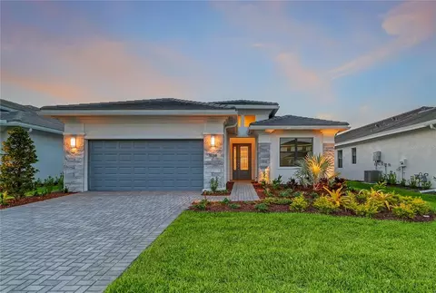 5038 Fairhope Cir, Lakewood Ranch, FL 34211