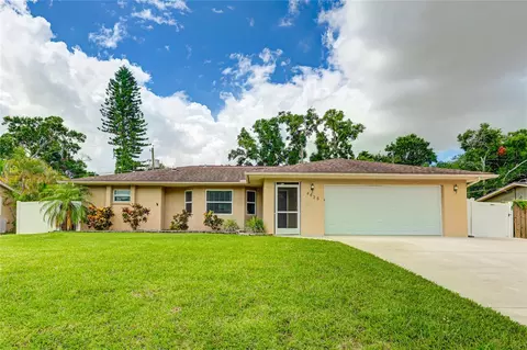 4426 Maygog Rd, Sarasota, FL 34233