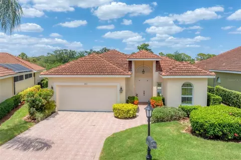4511 Murcia Blvd #8, Sarasota, FL 34238