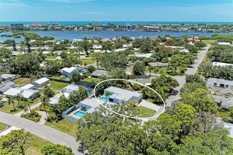 1780 Southwood St, Sarasota, FL 34231