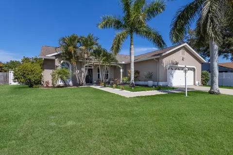 9411 71st Ave E, Palmetto, FL 34221