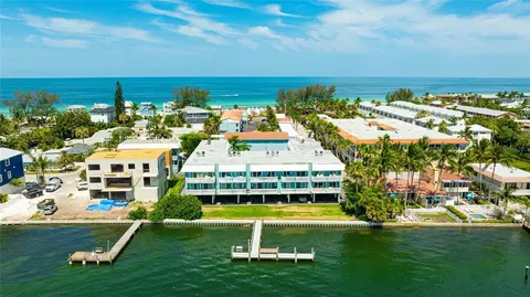 1301 Bay Dr N #7A, Bradenton Beach, FL 34217