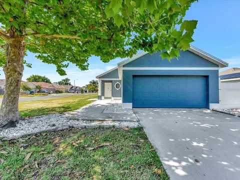 1610 36th Ave E, Bradenton, FL 34208