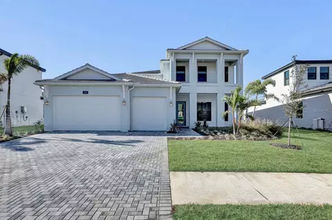 2605 Waterfront Cir, Sarasota, FL 34240