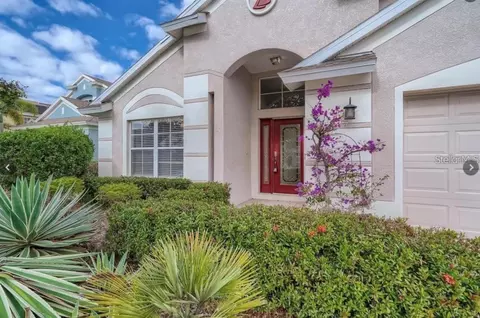 5015 60th Dr E, Bradenton, FL 34203