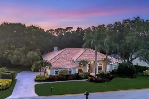 8566 Woodbriar Dr, Sarasota, FL 34238