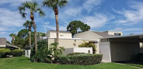 2713 Horseshoe Ct #O3, Sarasota, FL 34235
