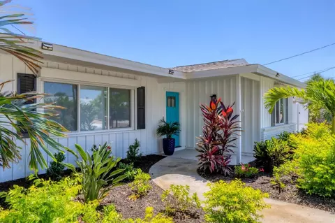 10305 Sandpiper Rd W, Bradenton, FL 34209