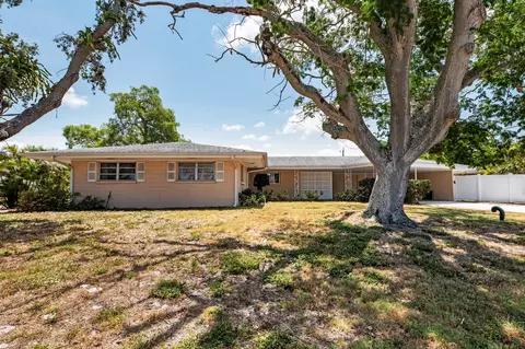 5707 Merrimac Dr, Sarasota, FL 34231