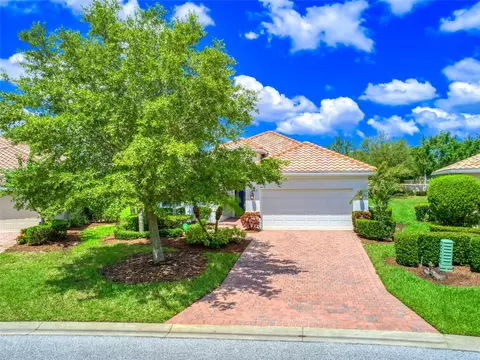 6678 41st Street Cir E, Sarasota, FL 34243