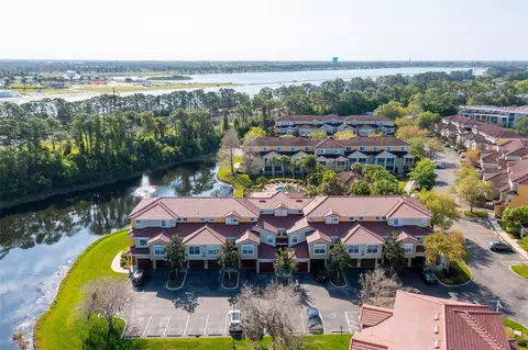 5700 Bentgrass Dr #16-212, Sarasota, FL 34235