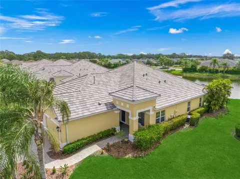 1943 Crystal Lake Trl, Bradenton, FL 34211