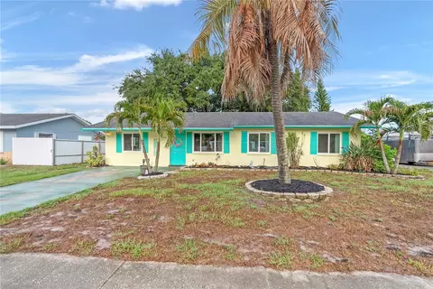 5612 42nd St E, Bradenton, FL 34203