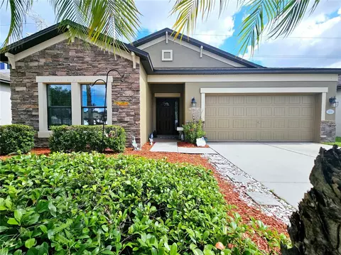 4704 Woods Landing Ln, Tampa, FL 33619