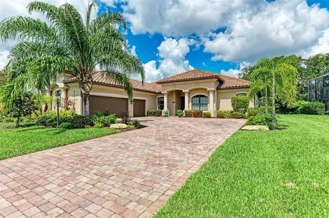 13807 Swiftwater Way, Lakewood Ranch, FL 34211